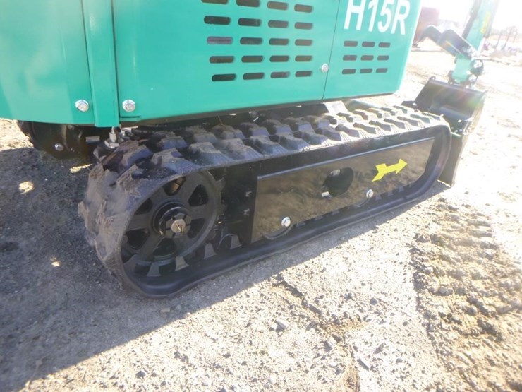 2025-agt-h15r-hydraulic-excavator-image-26