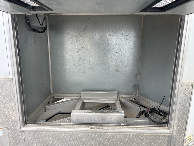 #361-•-2022-aluminum-trailer-co.-quest-enclosed-trailer-(#33)-image-8