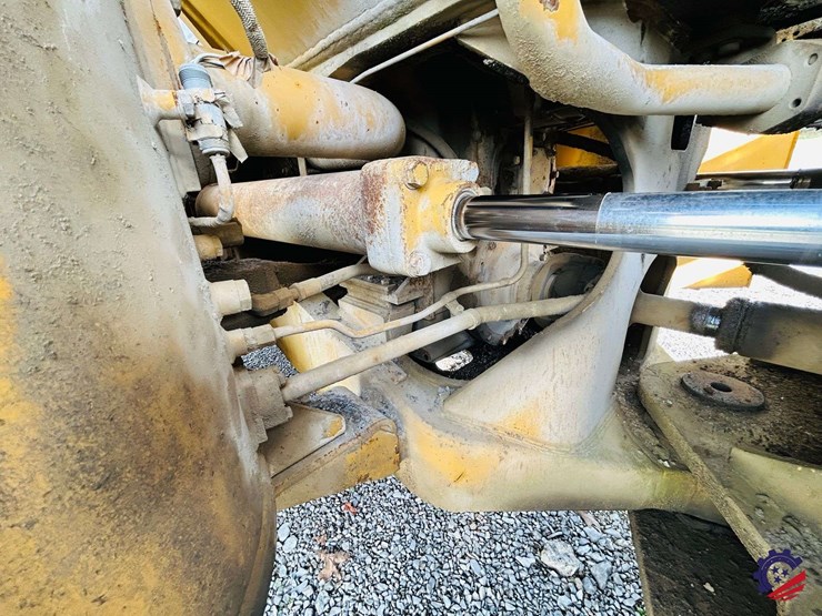 1996-caterpillar-988f-image-54