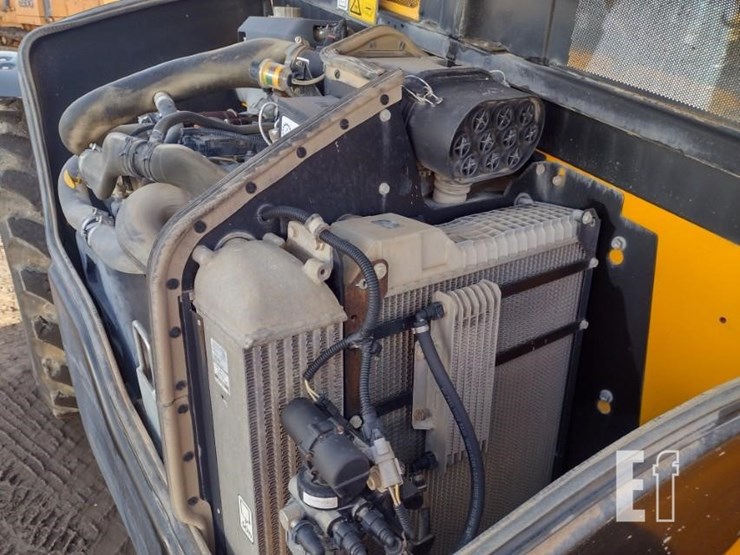 2017-jcb-510-42-image-24