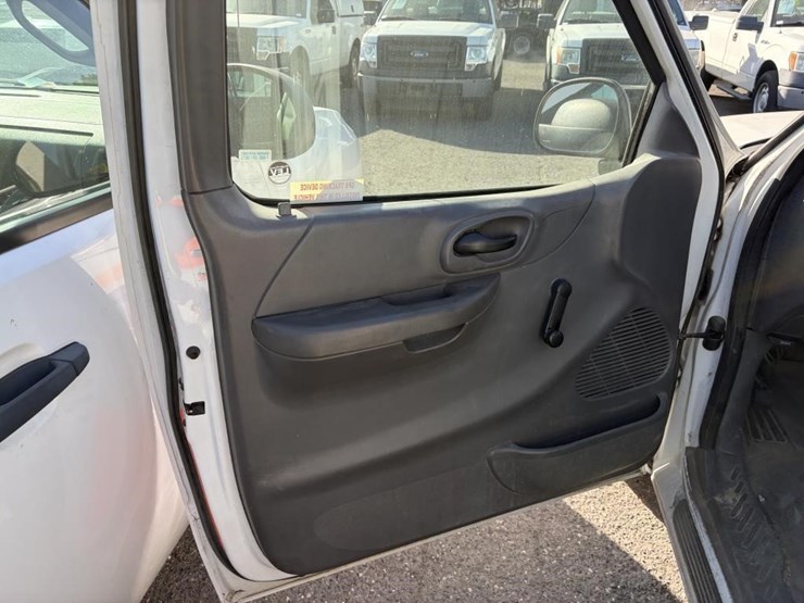 2002-ford-f150-image-10