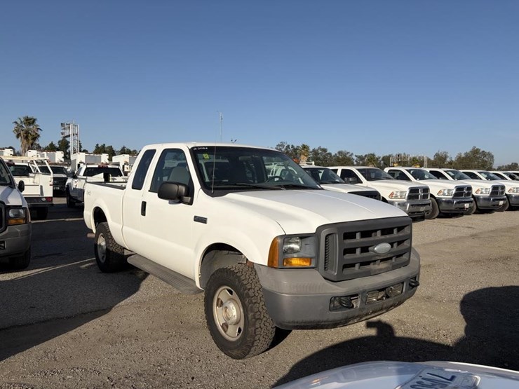 2005-ford-f250-image-4