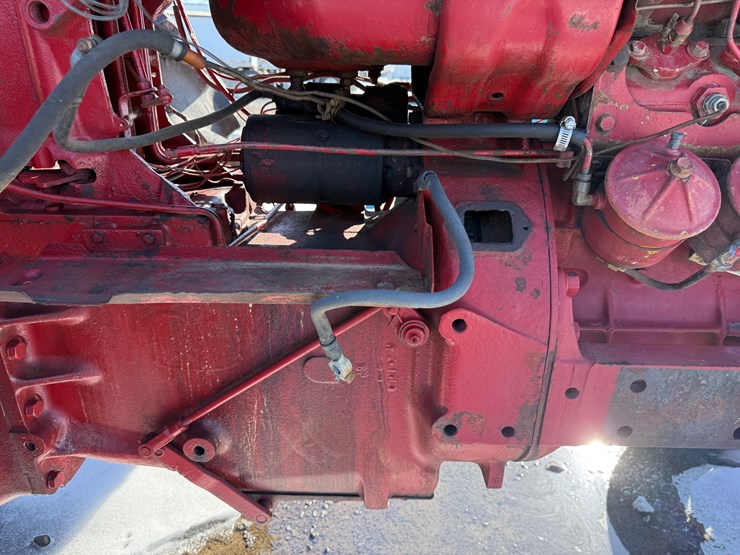 1965-international-706-image-10