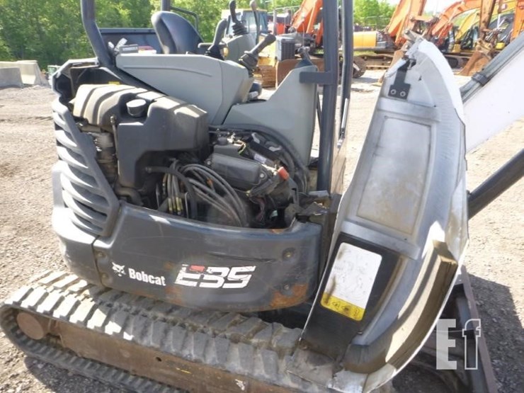 2019-bobcat-e35-image-48