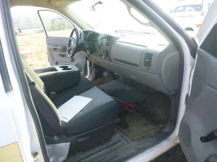 2008-chevrolet-silverado-1500-image-11