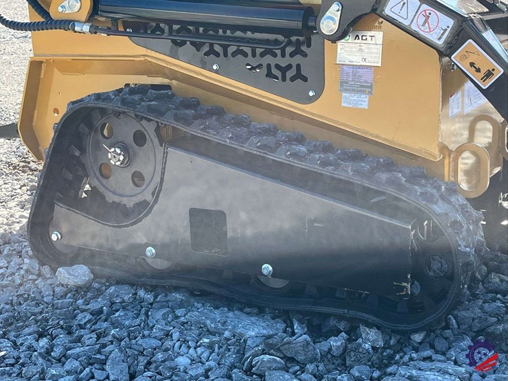 2026-agt-mx-crt23-compact-track-loader-mini-skid-steer-image-10