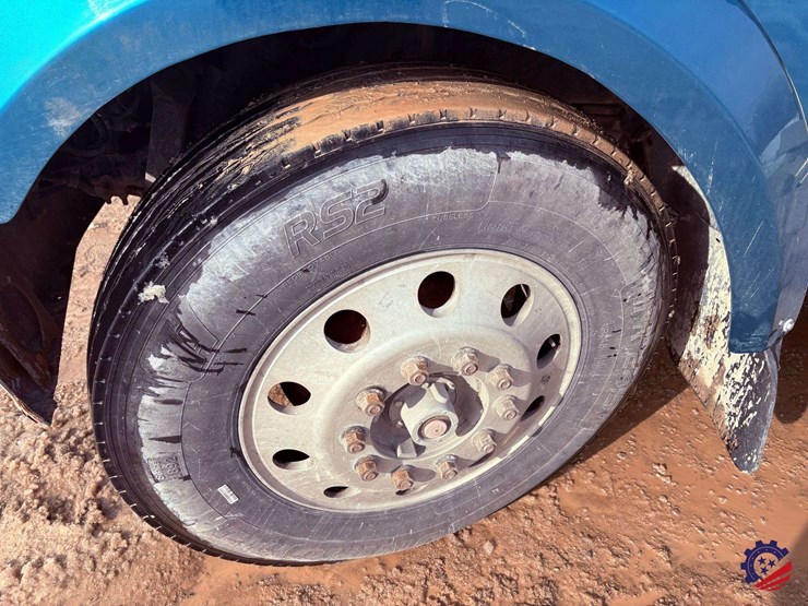 2021-western-star-4900ex-image-8