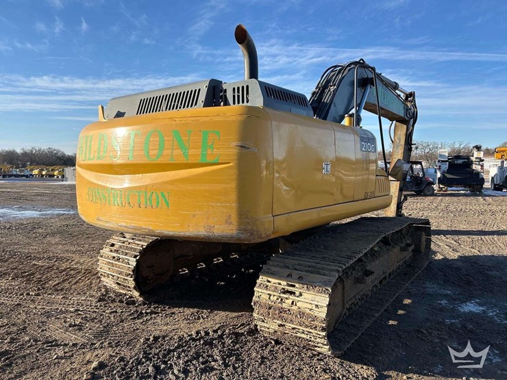 2013-deere-210g-image-4