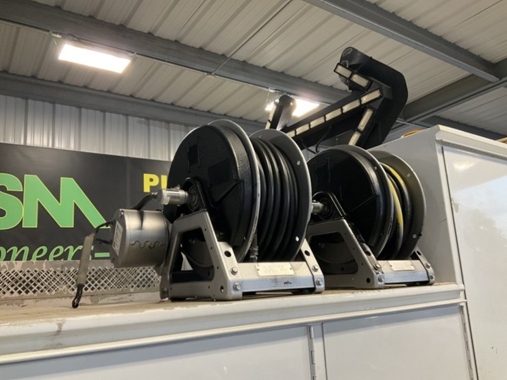 2017-ford-f550-image-9