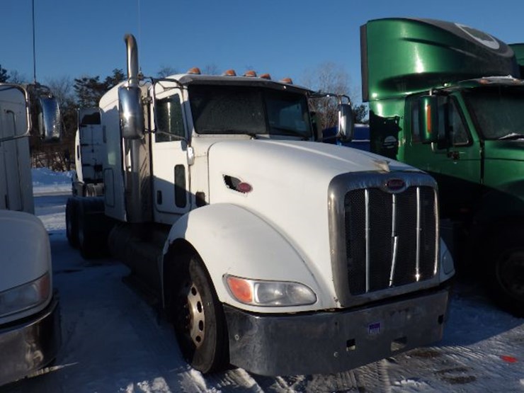 2014-peterbilt-386-image-5