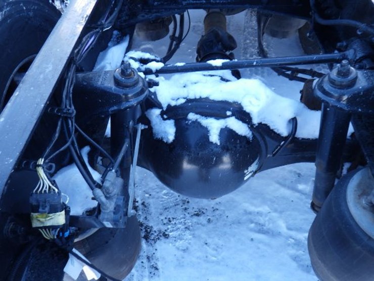 2020-kenworth-t680-image-12