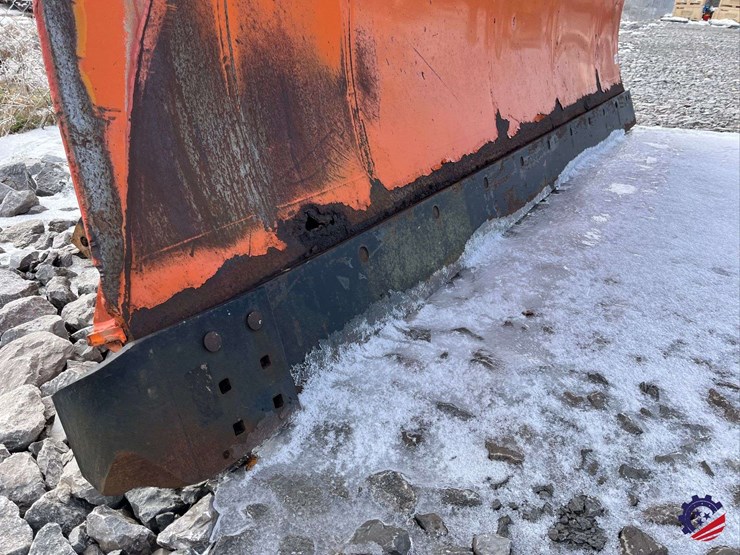 monroe-11’-snow-&-ice-plow-image-5