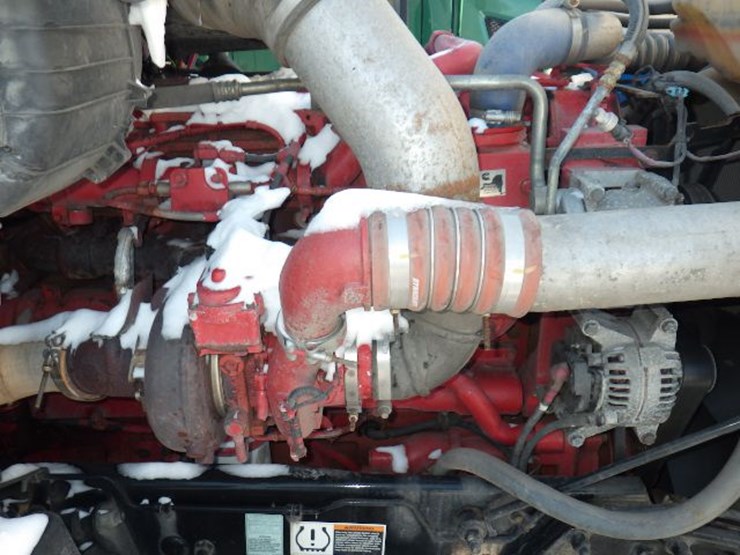 2021-peterbilt-579-image-29