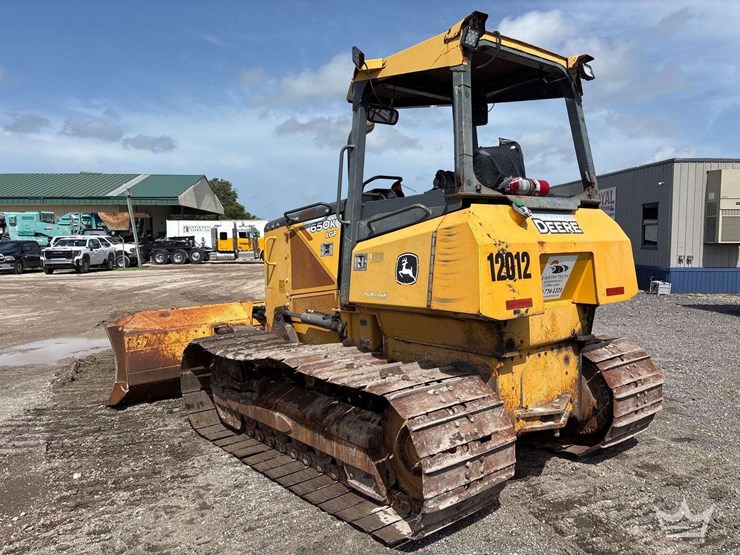 2014-deere-650k-image-4