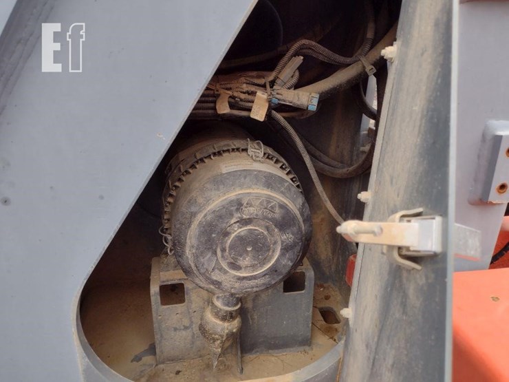 2018-skyjack-sj843th-image-23