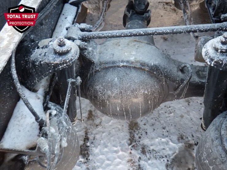 2019-peterbilt-579-image-10