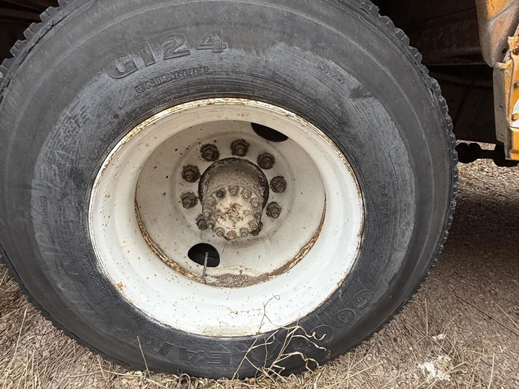 1983-gmc-topkick-c7500-image-9