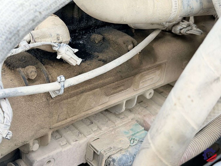 2018-mack-granite-gu713-image-40