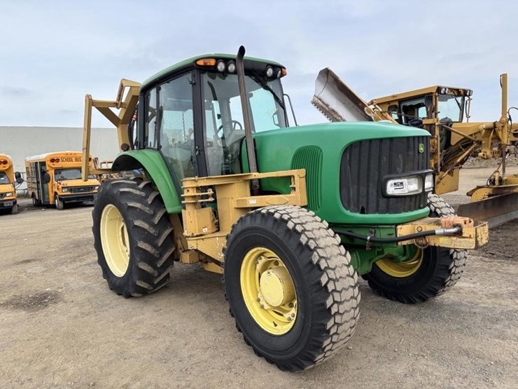 2003-john-deere-7220-image-2