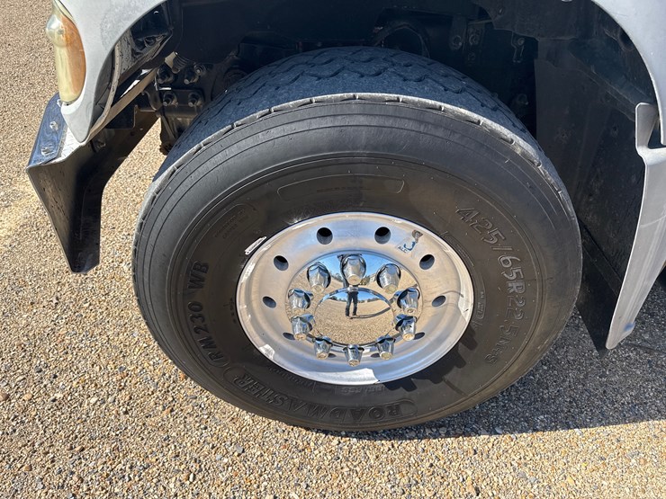 #32642-•-2018-mack-gu713-tri-axle-dump-image-6