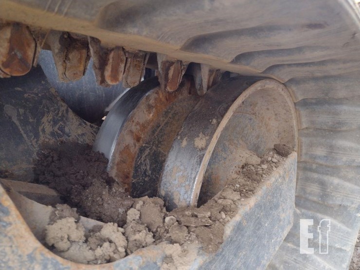 2017-kubota-svl95-2s-image-33