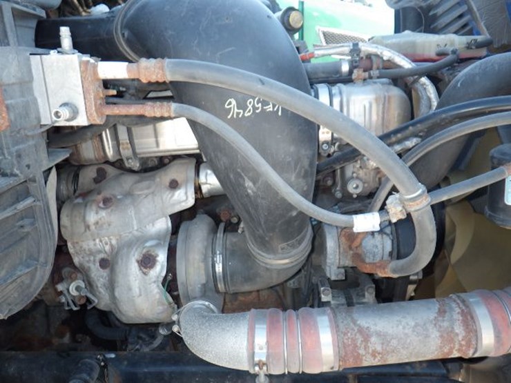 2019-freightliner-cascadia-125-image-27