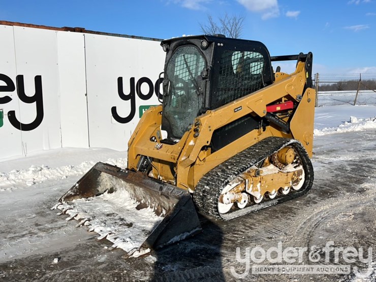 2023-caterpillar-259d3-image-1