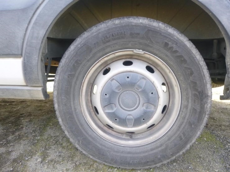 2019-ford-transit-image-9