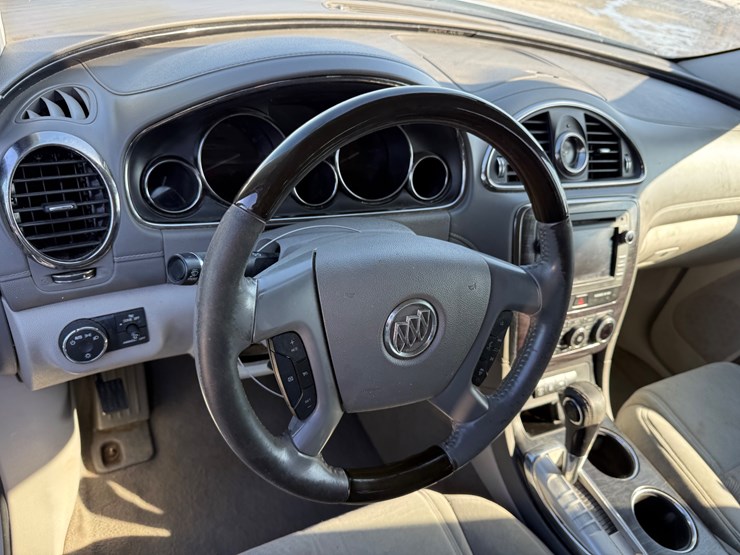 2015-buick-enclave-image-29