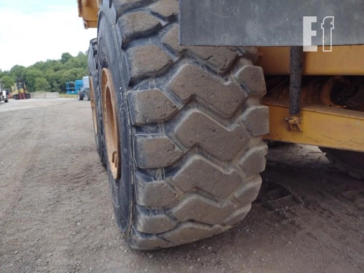 2003-volvo-a40d-image-19