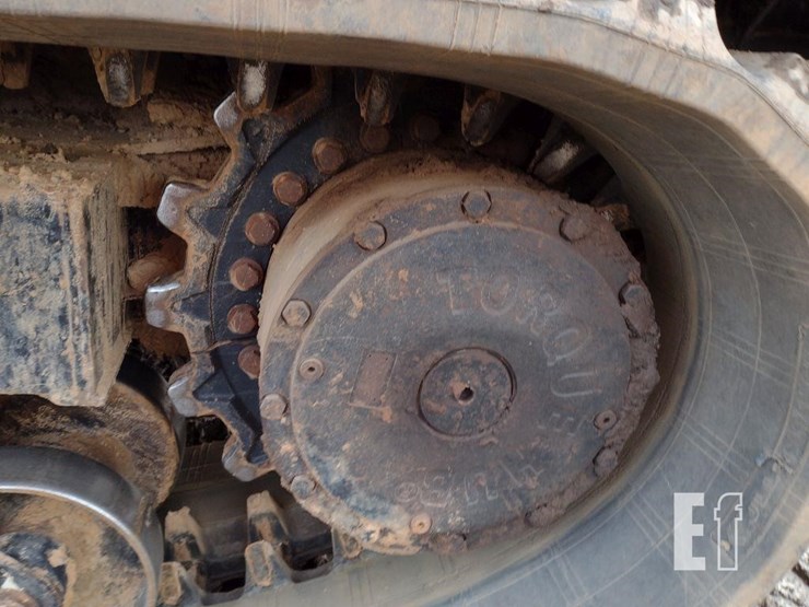 2017-morooka-mst3000vd-image-23