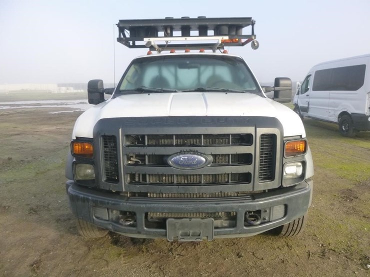 2008-ford-f550-image-6