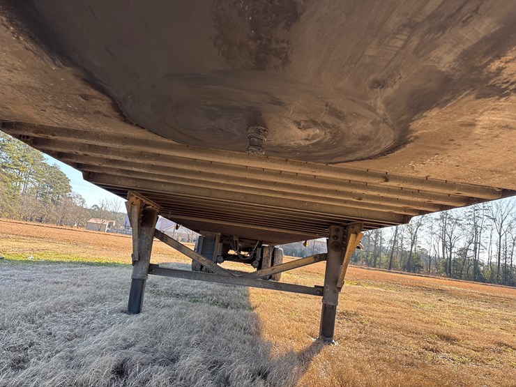 2015-great-dane-48ft-image-11