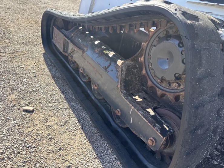 2017-bobcat-t650-image-9