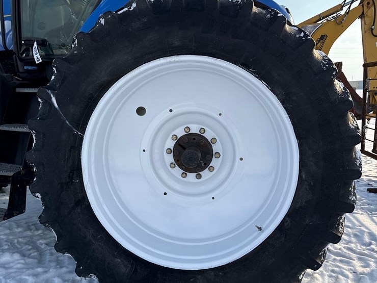 2008-new-holland-t8030-image-4