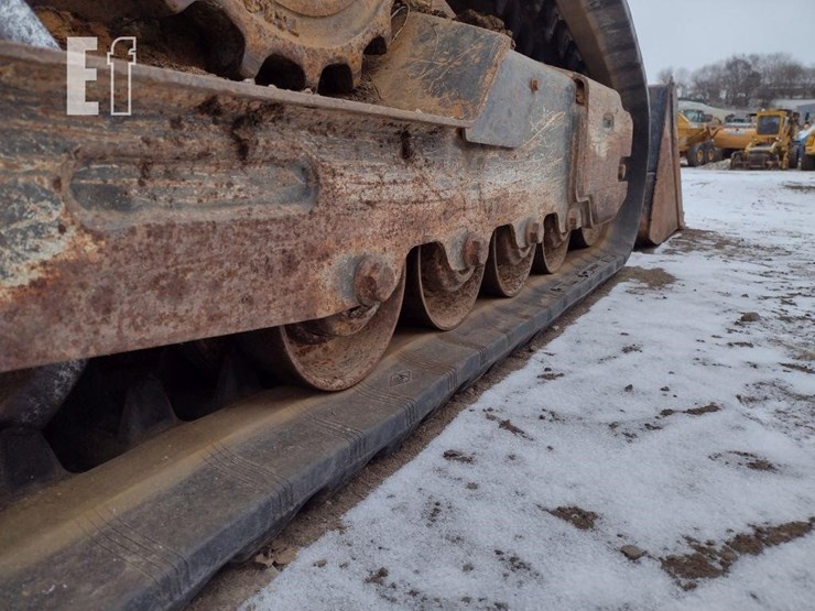 2019-deere-317g-image-31