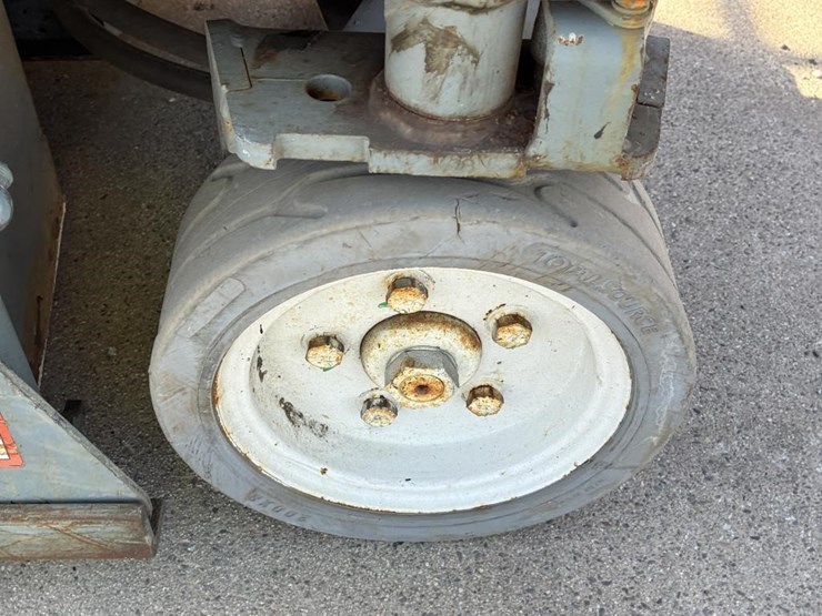 2005-skyjack-sjiii3219-image-6