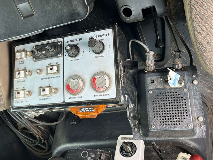 2005-gmc-c8-cable-placer-truck-image-84