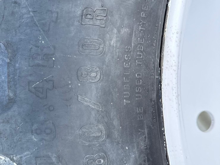 2008-new-holland-t8030-image-5