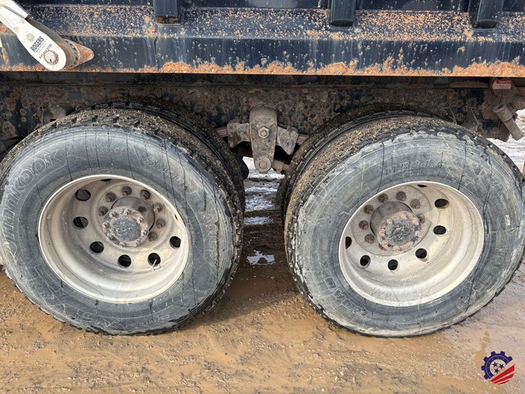 2021-western-star-4900ex-image-24