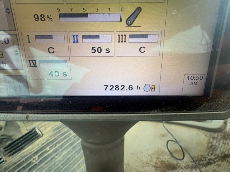 john-deere-8320r-image-78