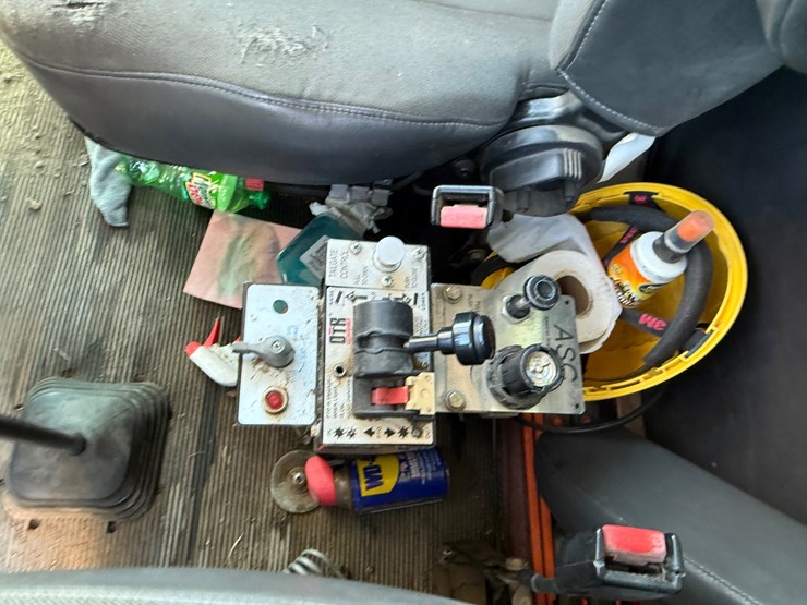 2010-kenworth-t800-image-28