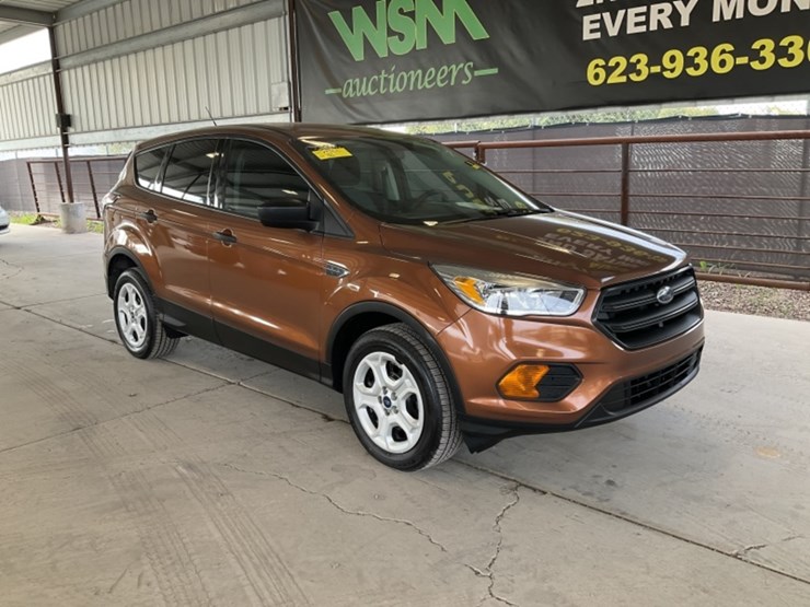 2017-ford-escape-image-2