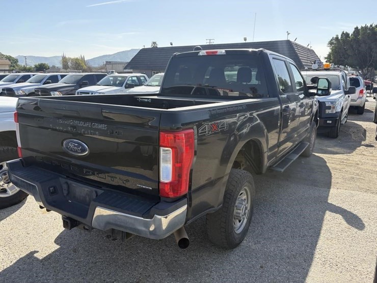 2017-ford-f250-image-3