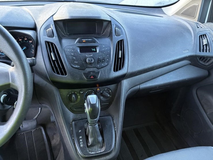 2016-ford-transit-image-10