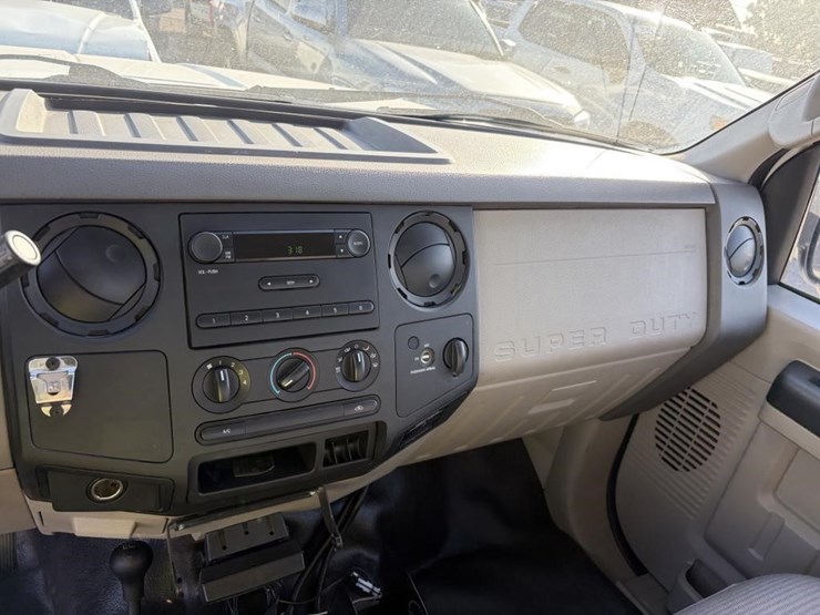 2008-ford-f250-image-14