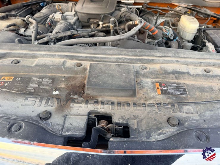 2015-chevrolet-silverado-3500hd-image-55