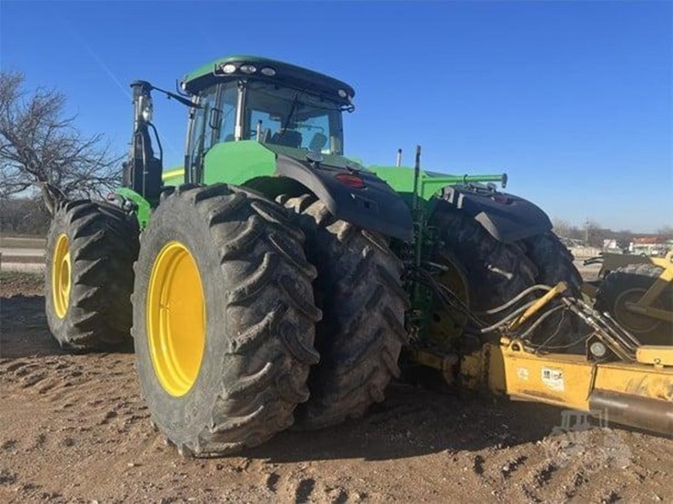 2015-john-deere-9570r-image-4