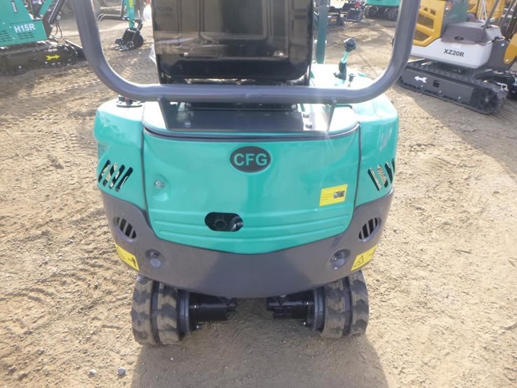 2025-agt-qk16r-hydraulic-excavator-image-17