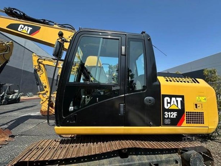 2019-caterpillar-312fgc-image-9